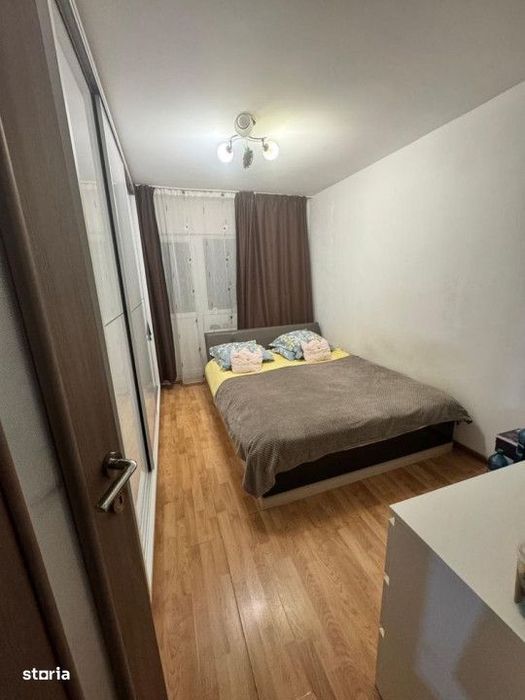 Vanzare apartament 3 camere Lacul Tei