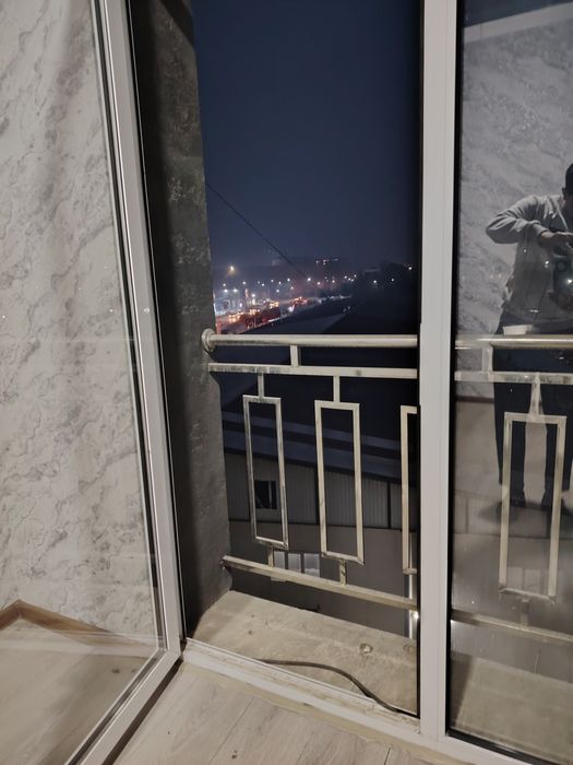 Сотилади 2 хонали квартира калинскый