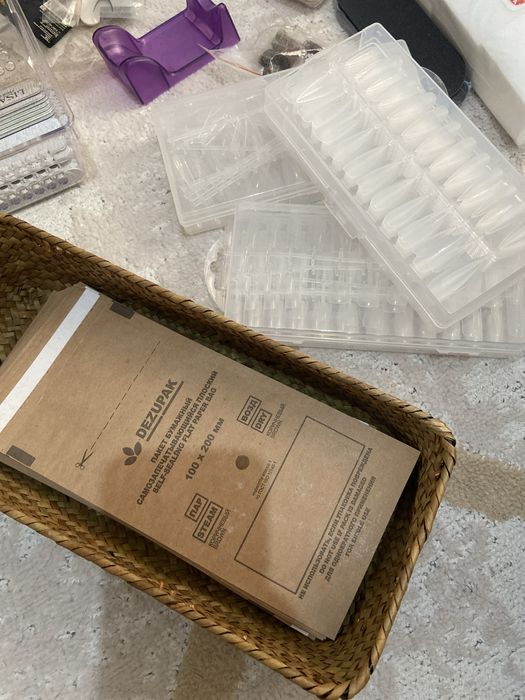 Продам не дорого для маникюра