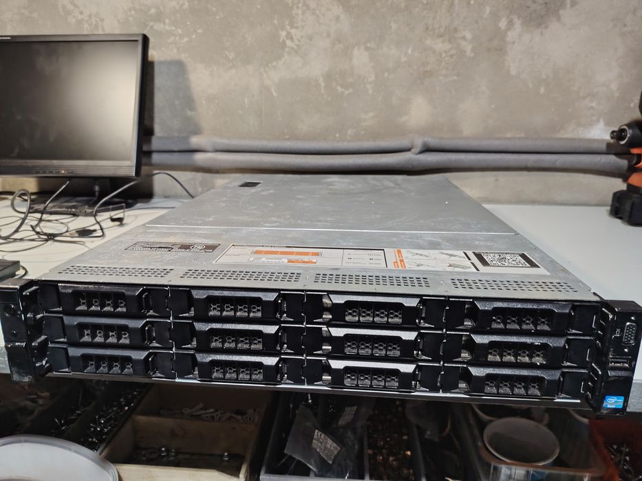 Server DELL Poweredge R720XD Intel Xeon Hexacore 168 GB RAM