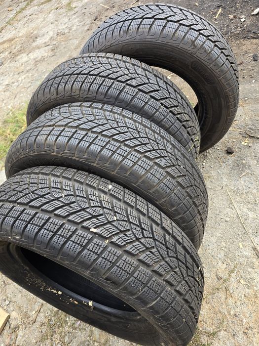 Anvelope 235 65 17 Goodyear 2021