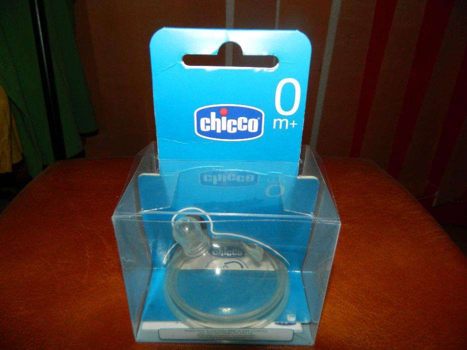 Tetine anticolici bebe silicon moale, de la Chicco, NOI