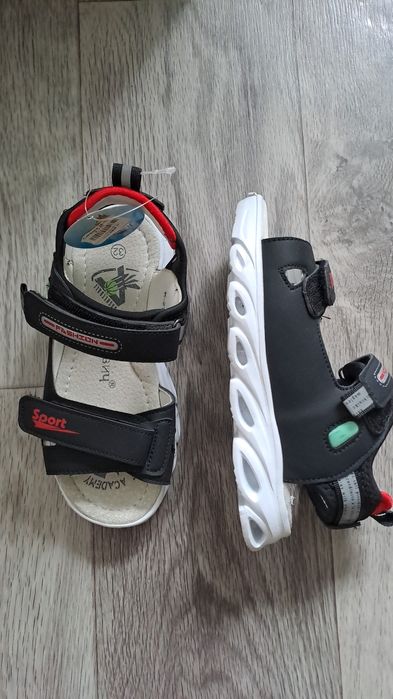 Продам обувь на мальчика