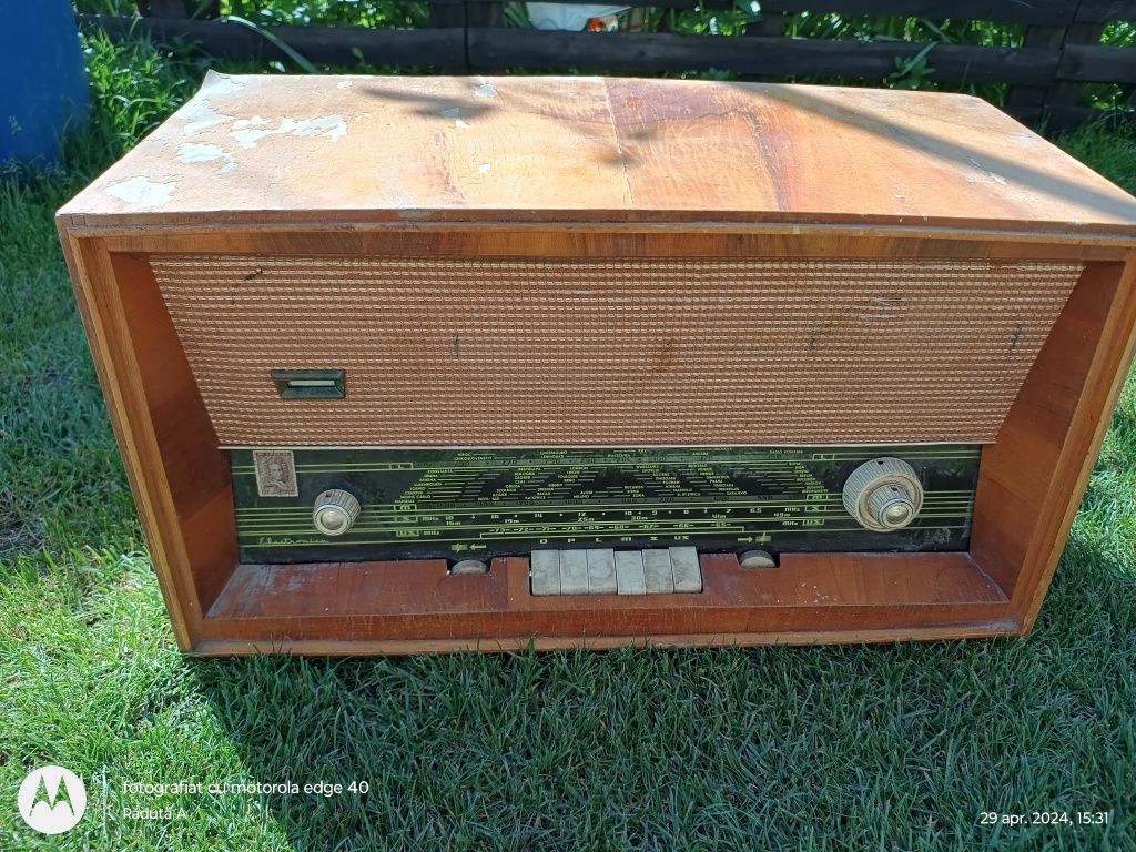 Radio foarte vechi