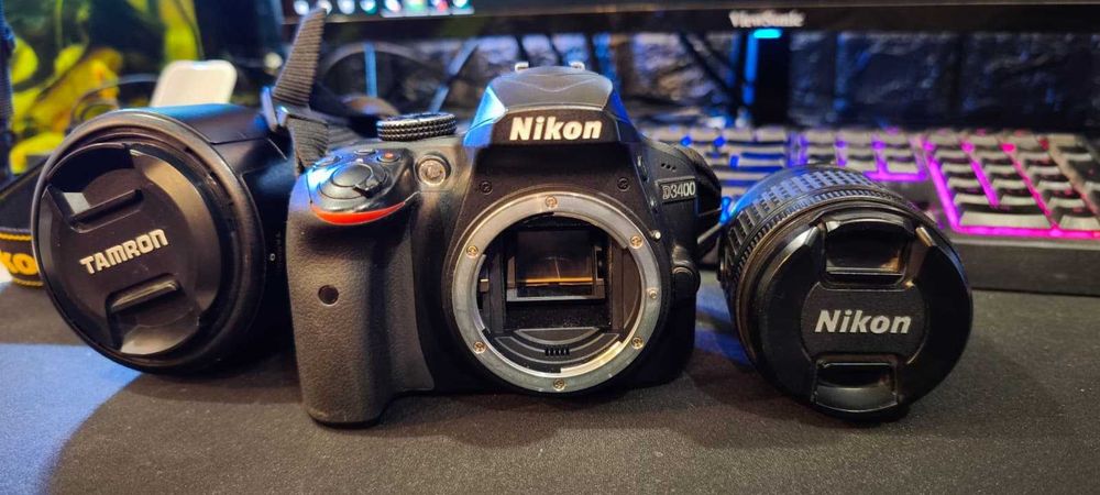 Aparat foto DSLR Nikon D3400 + obiectiv Nikon 18-55mm+Tamron 70-300mm