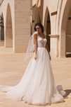 Булчинска рокля от The Wedding Residence