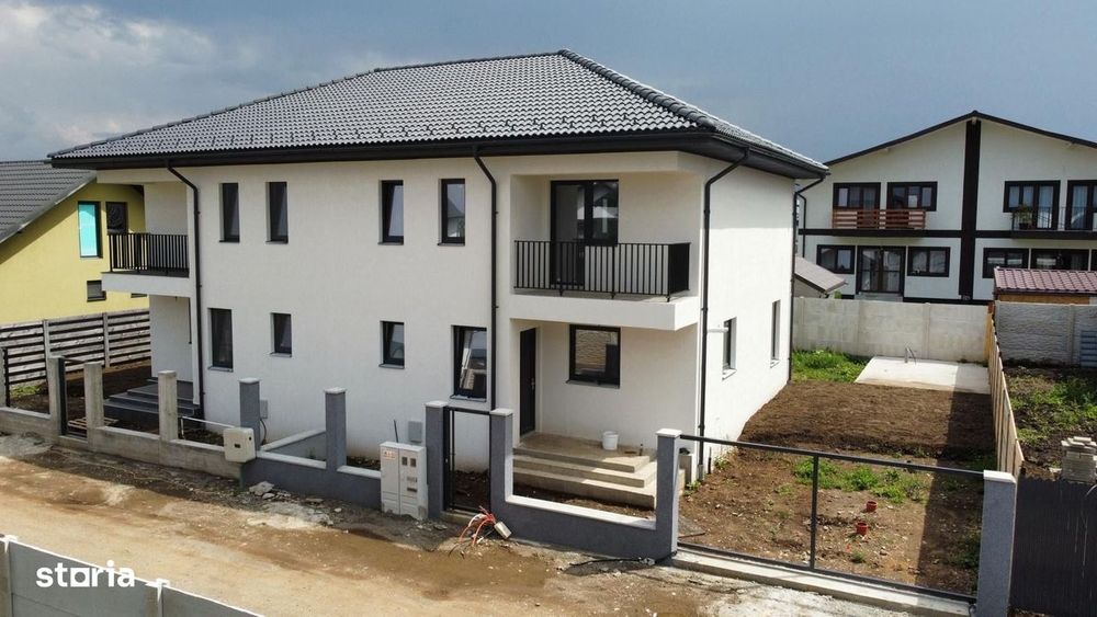 De Vânzare Duplex În Cartierul Izvor