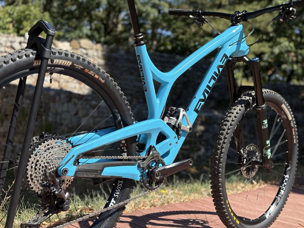 Evil Wreckoning Carbon Enduro