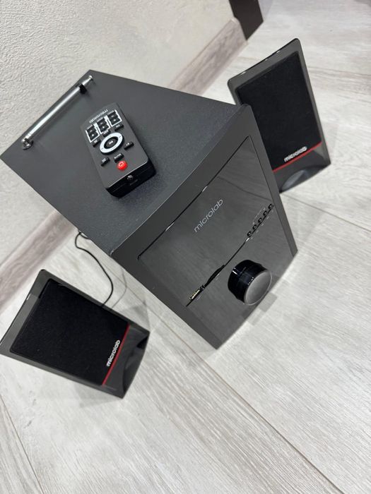 Компьютерные колонки Microlab M-700BT черный