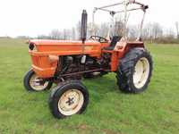 Tractor Fiat 420 42 cp în 3 cilindri recent adus