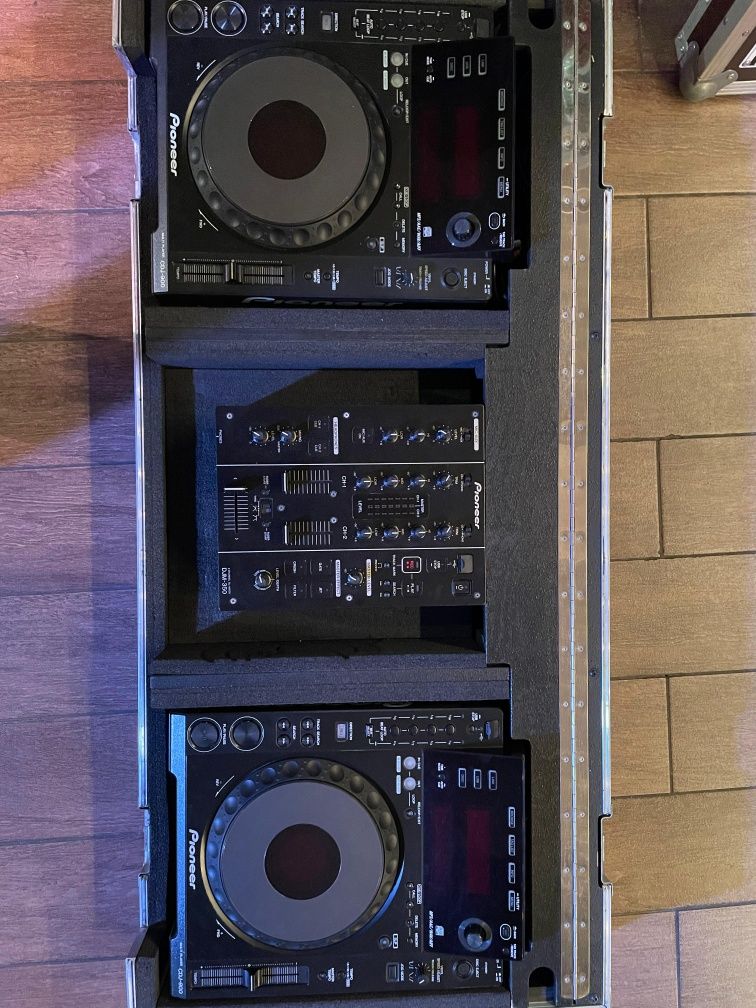 Pioneer CDJ-900
Пульт mixer DJM-2000 n