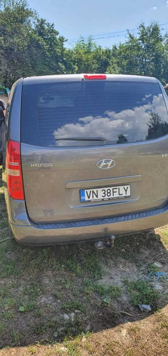Hyundai H-1 (TQ F8D72) – 2.5 Diesel, 237.042 km, Full Option