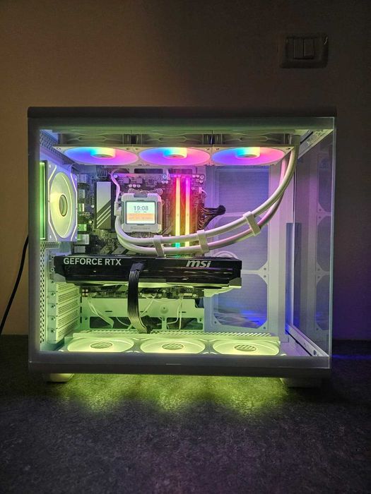 Calculator PC GAMING, AMD RYZEN 7 9800X3D, 32GB DDR5, RTX 5070 12GB OC