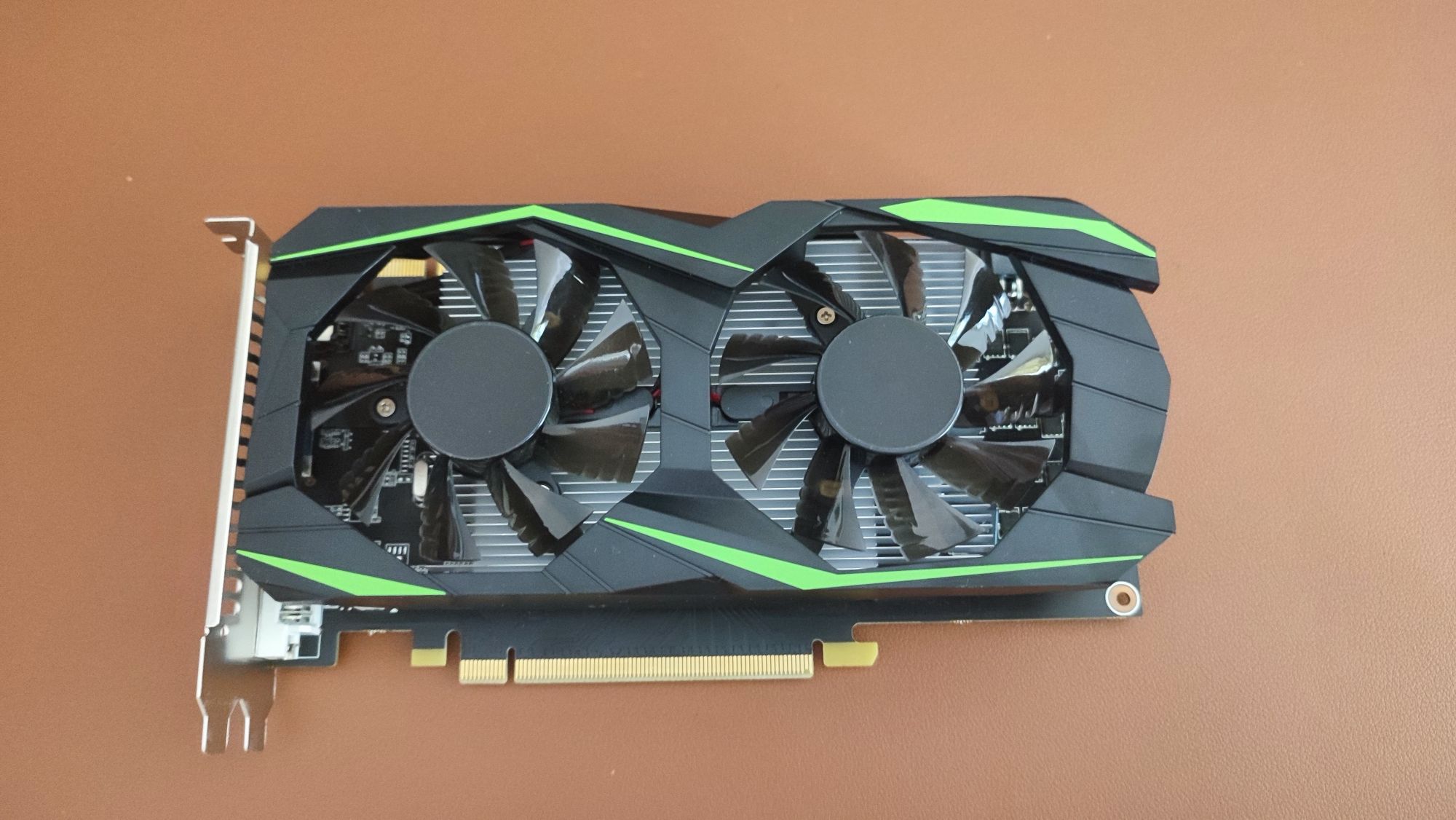 Placa video NVIDIA GTX 550 ti