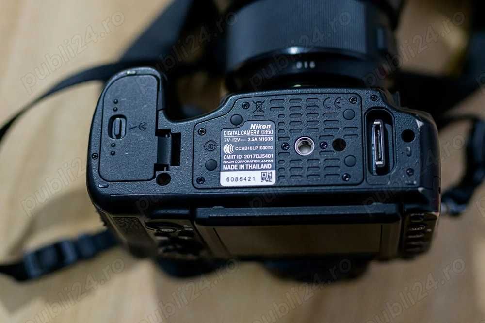 Aparat foto Nikon D850