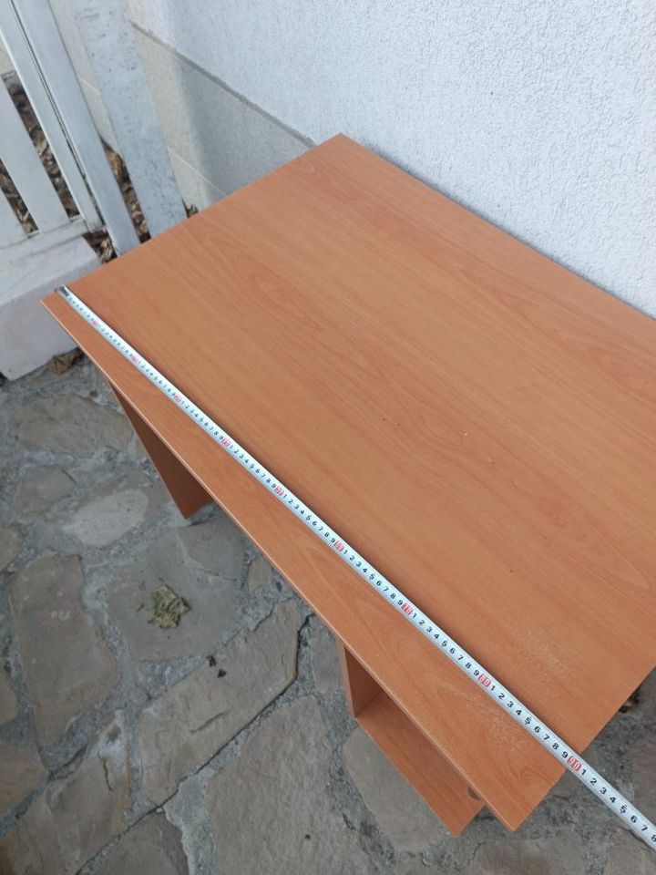 Бюро за офис и дома