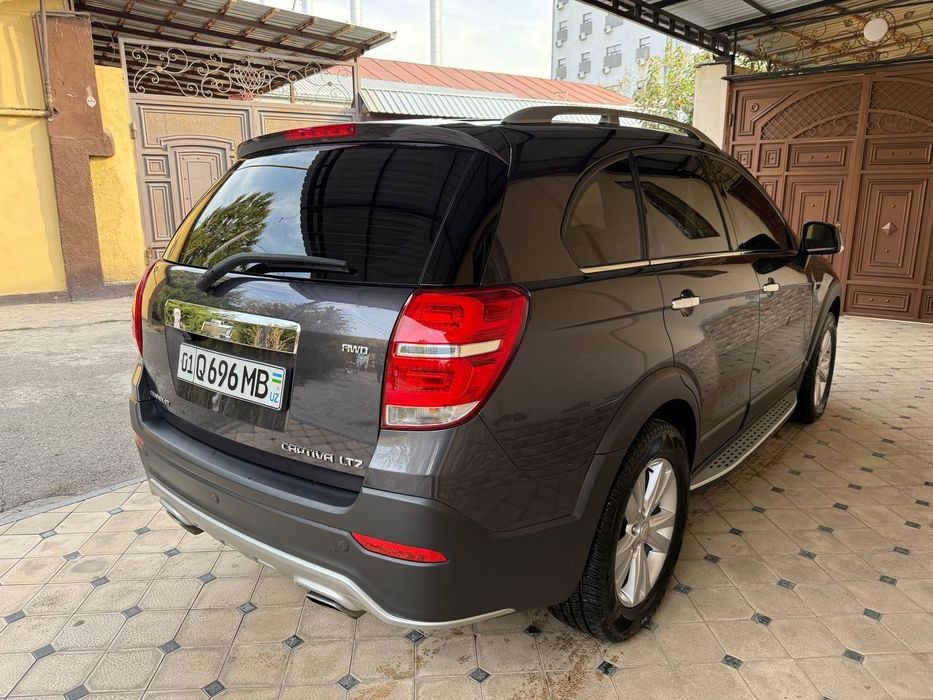 Captiva 3/4 Avtomat kraskasi toza benzinda 2015 yil . Zavadskoy xolati