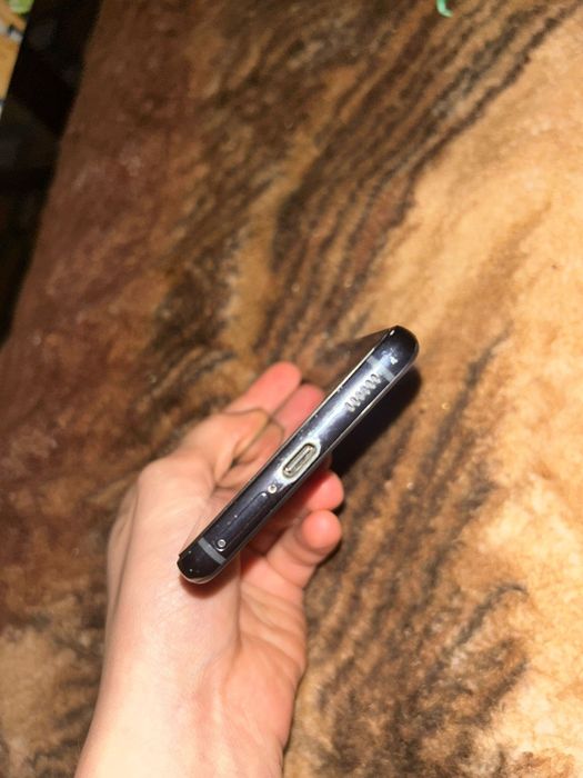 Vând telefon galaxy s21 5g