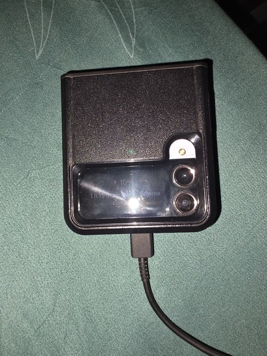 Samsung galaxy ZFlip4