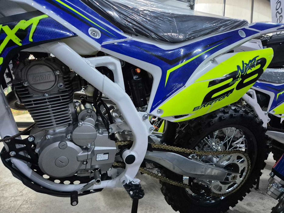Motocicleta cross enduro offroad Barton NXT250L cc 4T (ROTI 21" - 18")