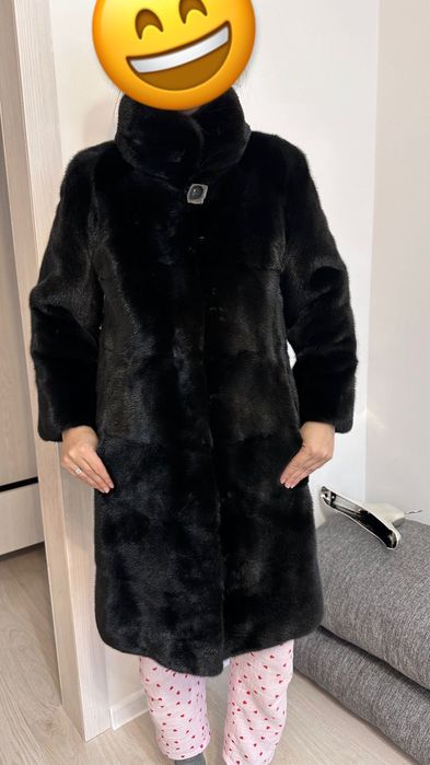 Продам шубу! Размер 42. В идеальном состоянии. Покупала в Империи Меха