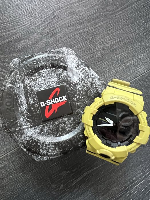 Часовник Casio G- SHOCK GBA 800 жълт-170 лв
