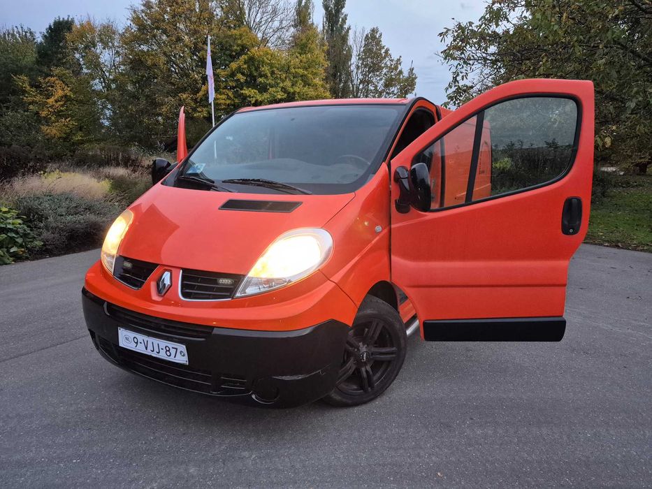 Renault trafic 2.0 dci
