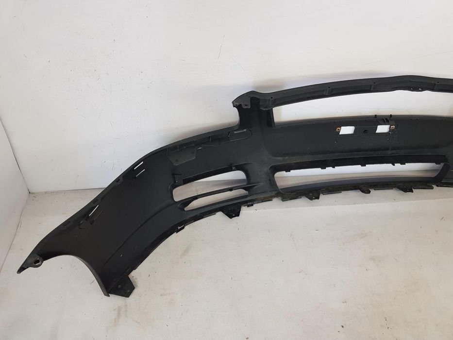 Bara fata Toyota Avensis dupa 2003