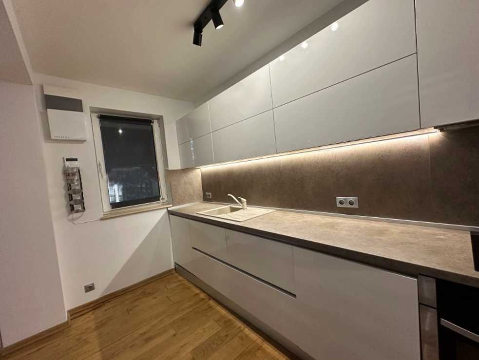 Дава се под наем Двустаен апартамент в София, Павлово - 85 кв.м за 850 € - Снимка #4