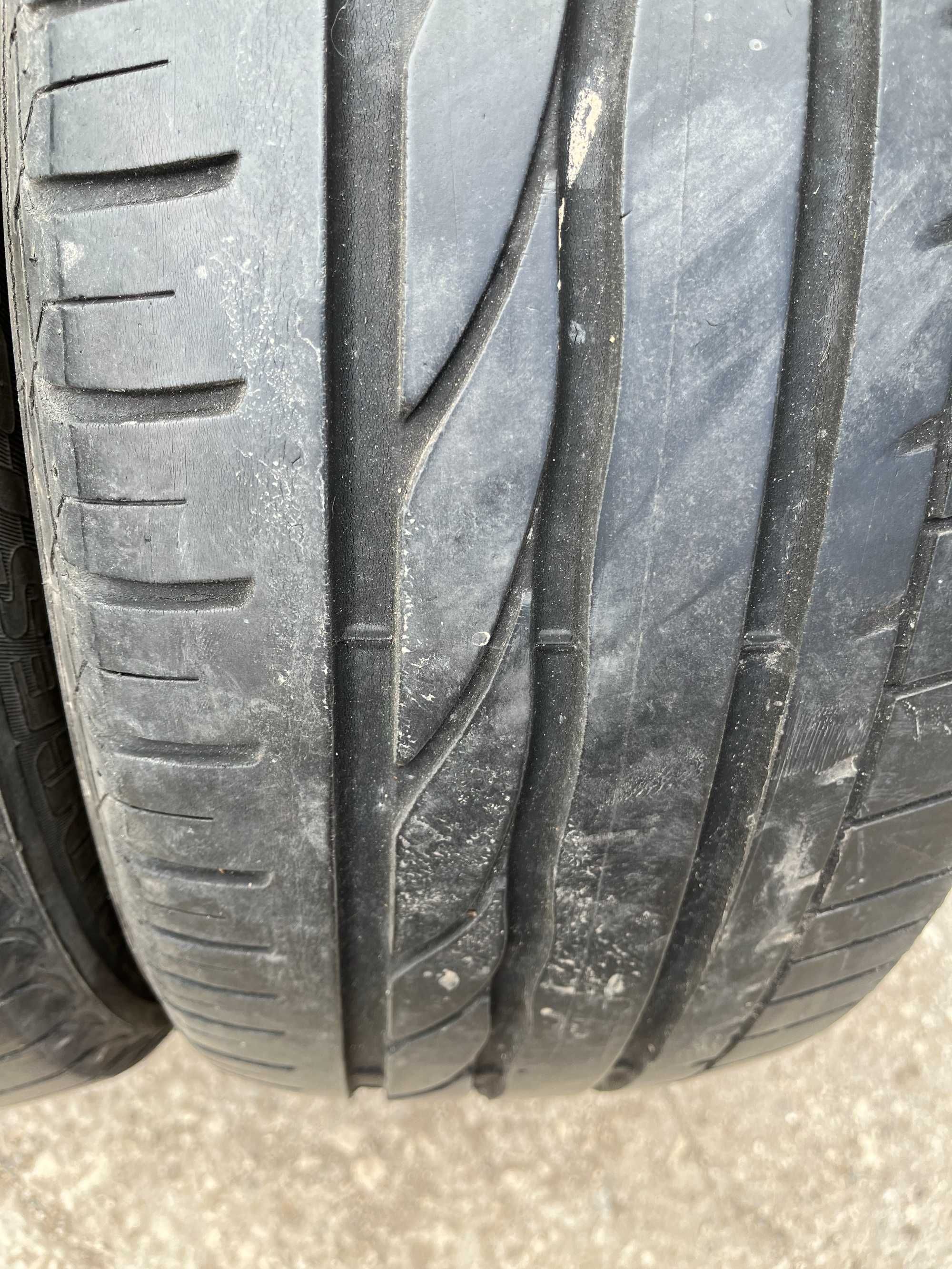 2 бр. летни гуми 225/55/17 Bridgestone RSC 5,2 mm DOT 1714