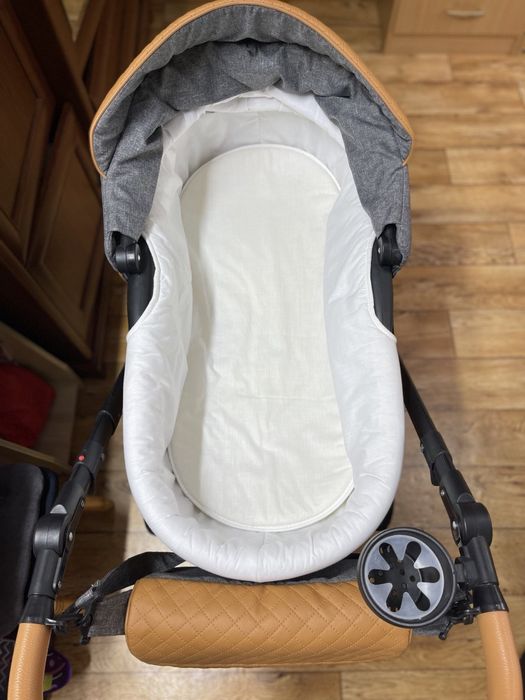 Коляска для ребенка