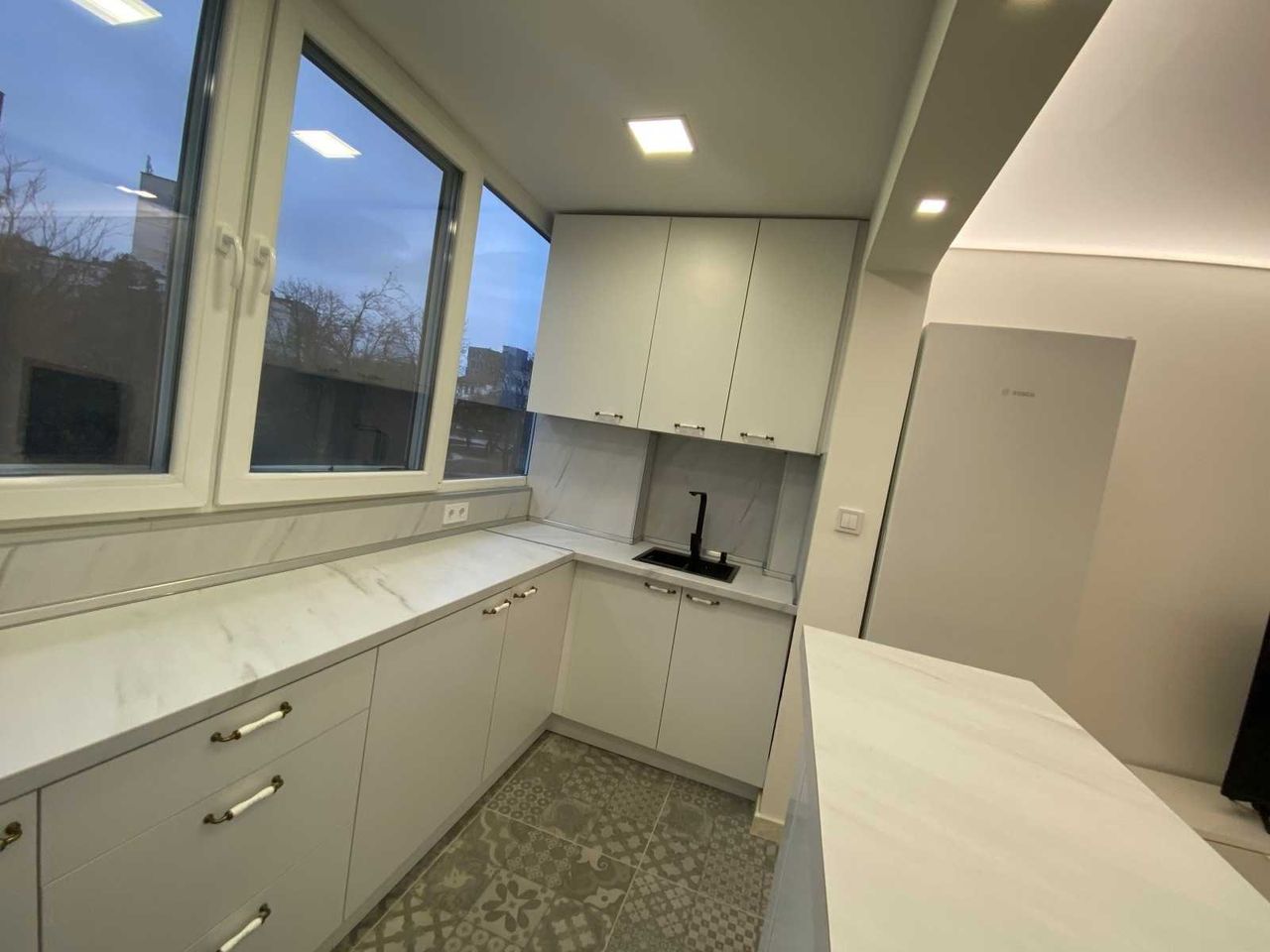 Продава се Двустаен апартамент в София, Надежда 2 - 56 кв.м за 2143 €/кв.м - Снимка #1