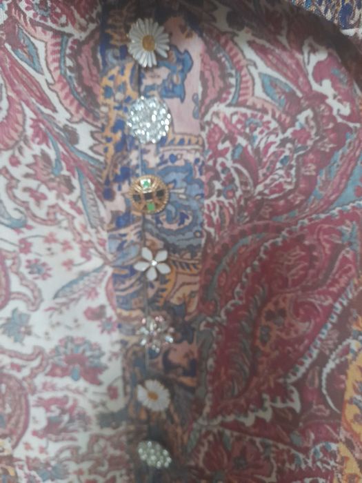 Красива рокля около коляното