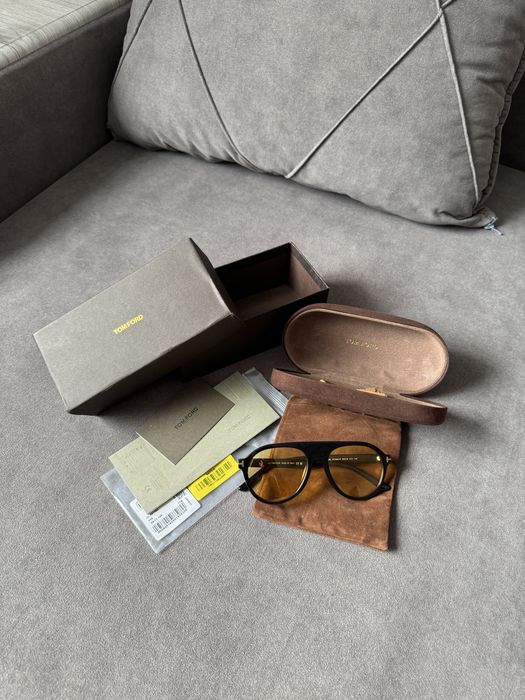 Очки солнечные Tom Ford