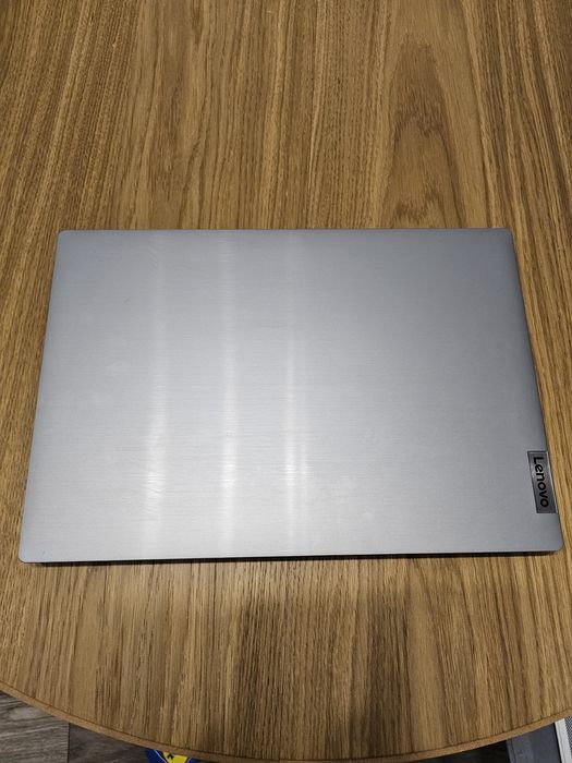 Laptop Lenovo IdeaPad L3