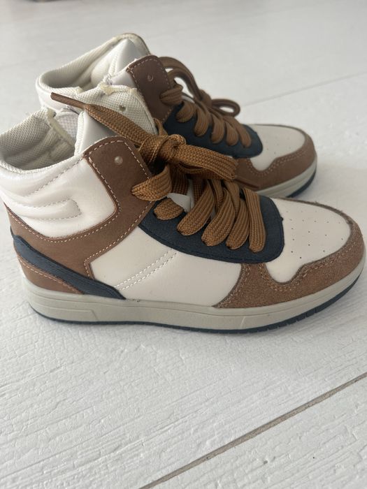 Боти Окайди/ Okaidi