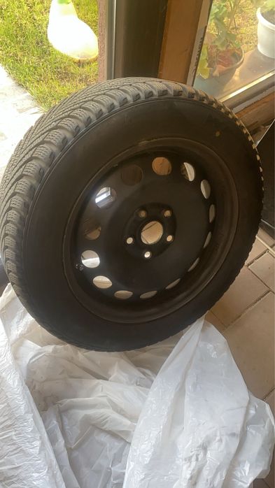 Jante tabla cu anvelope de iarna -Pirelli