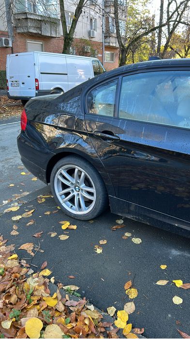 Bmw e90 318i Facelift