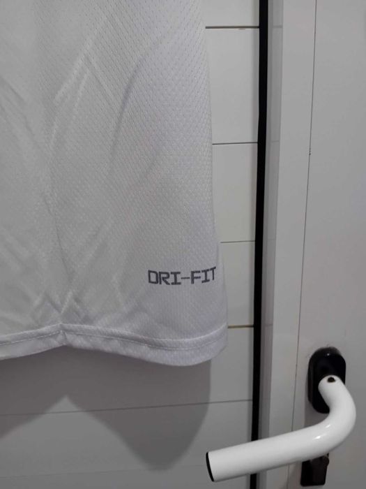 Чисто нов оригинален потник на Los Angelis Lakers - LeBron James