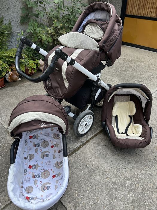 Бебешка количка Carera