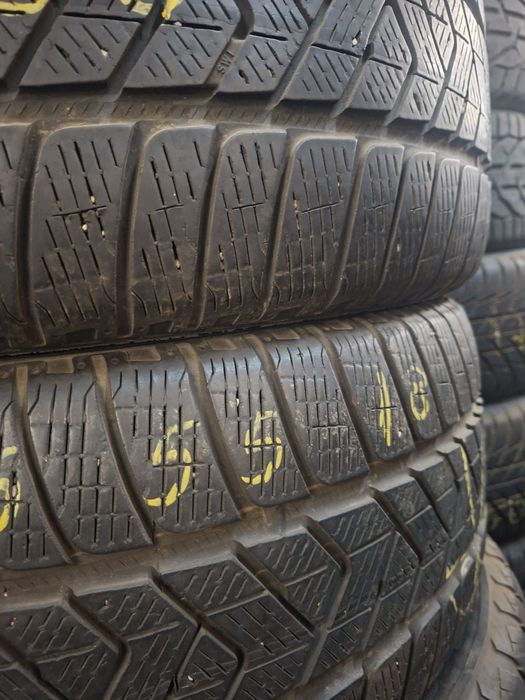 225 55 18 iarnă set Pirelli