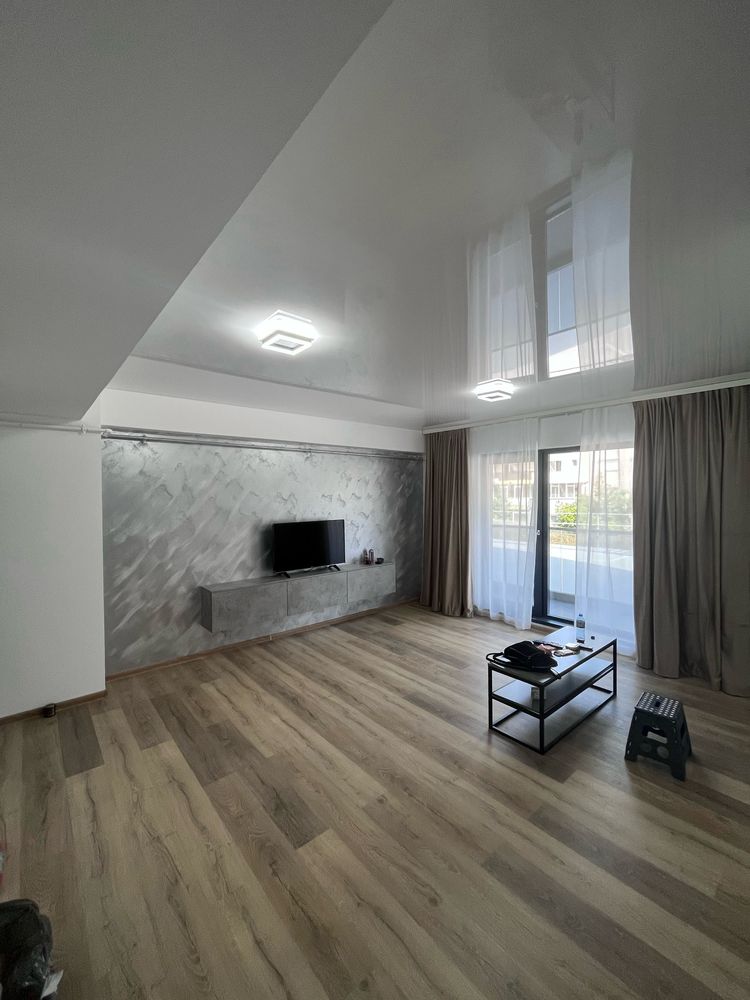 De inchiriat pe termen lung apartament 2 camere zona Tomis Plus