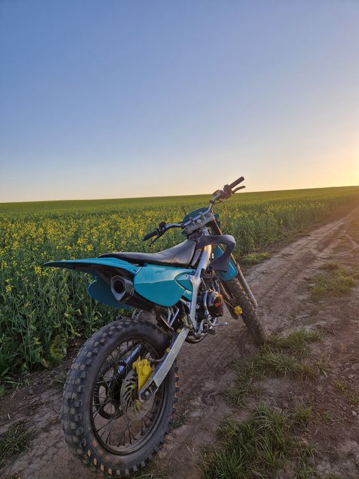 Cross Yamaha 150cc 4T
