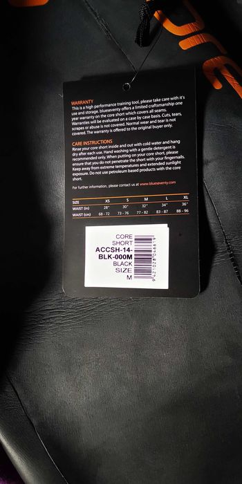 Pantaloni scurți de înot triatlon Blueseventy CORE Unisex M Nou!!