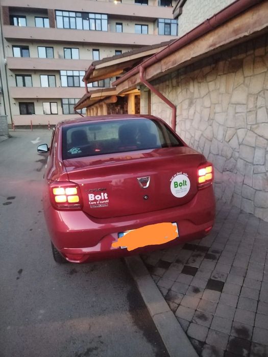 Dacia Logan Masina se prezinta bine estetic, si functioneaza foarte bine.