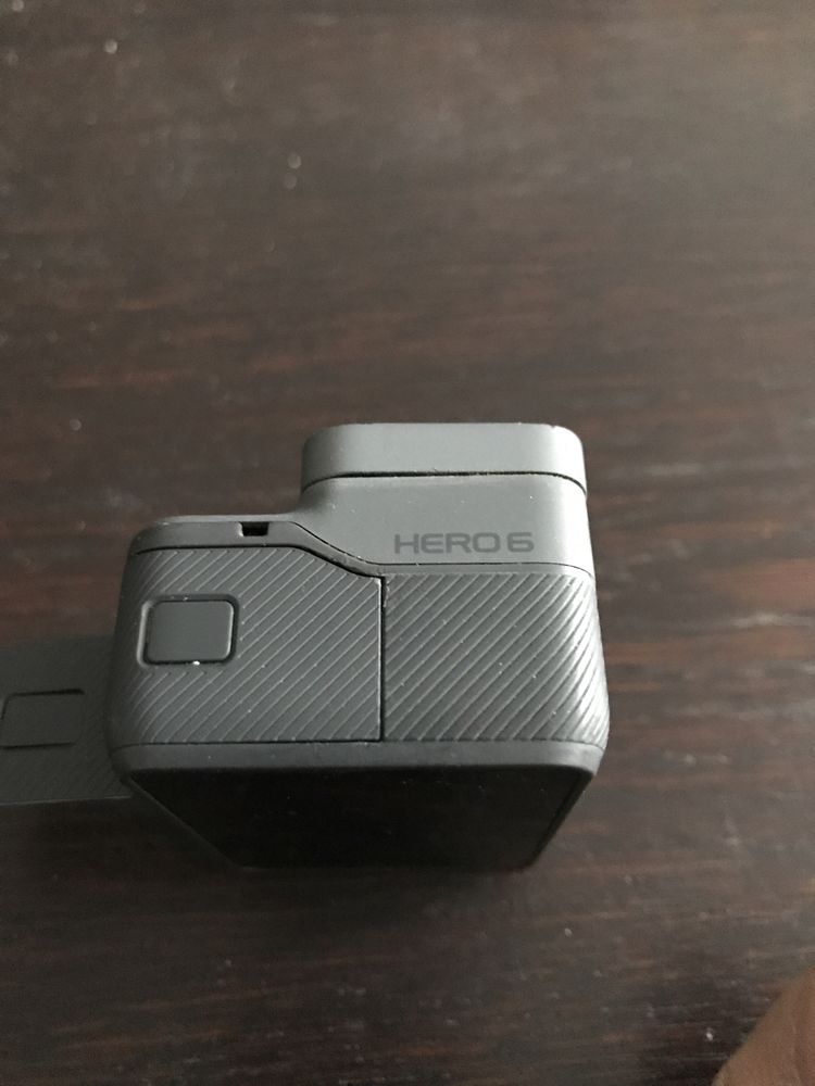 GoPro Hero 6 cu 2 Baterii