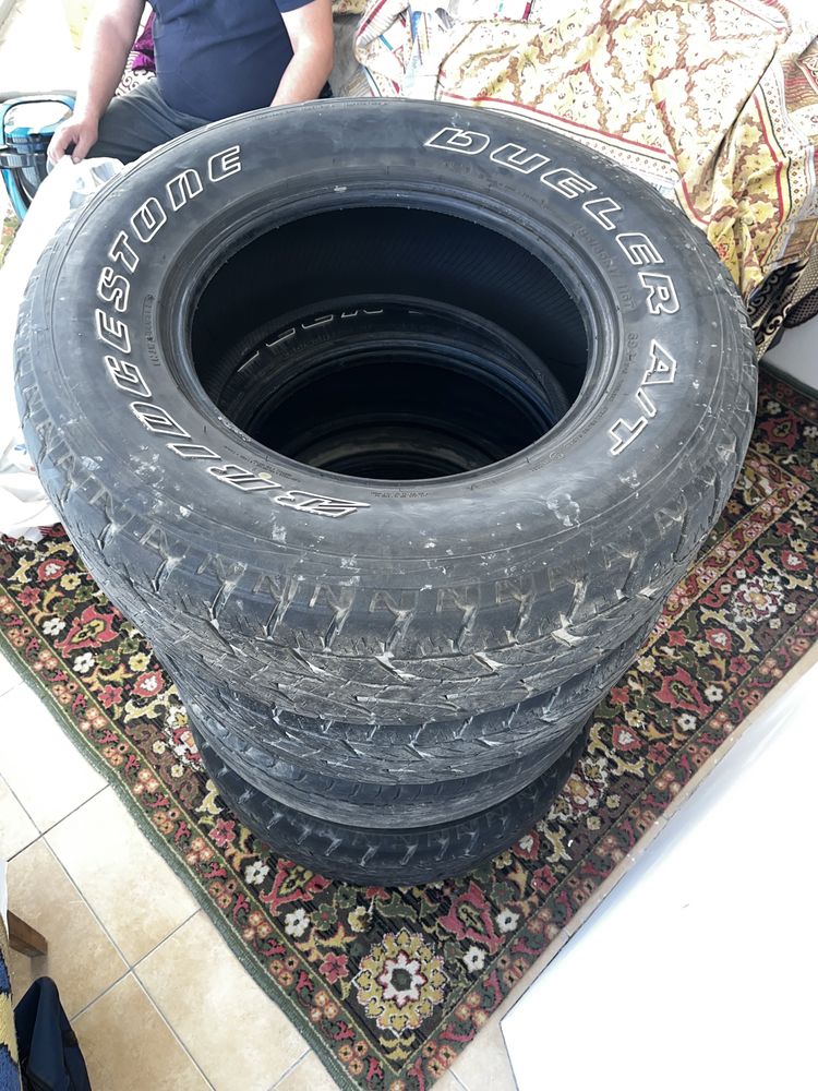 Летние шины Bridgestone 285/65 R17