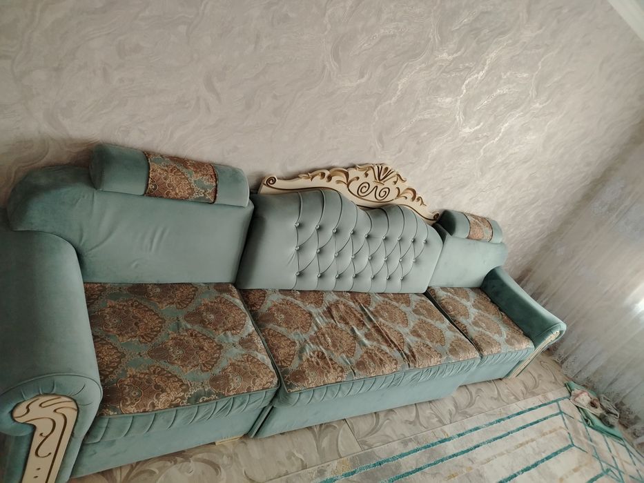 Продам диван бу в нормальном состоянии