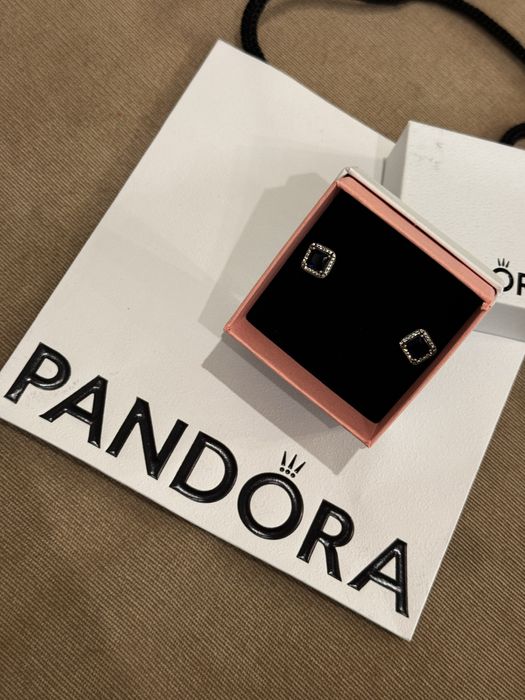Пандора обеци Pandora