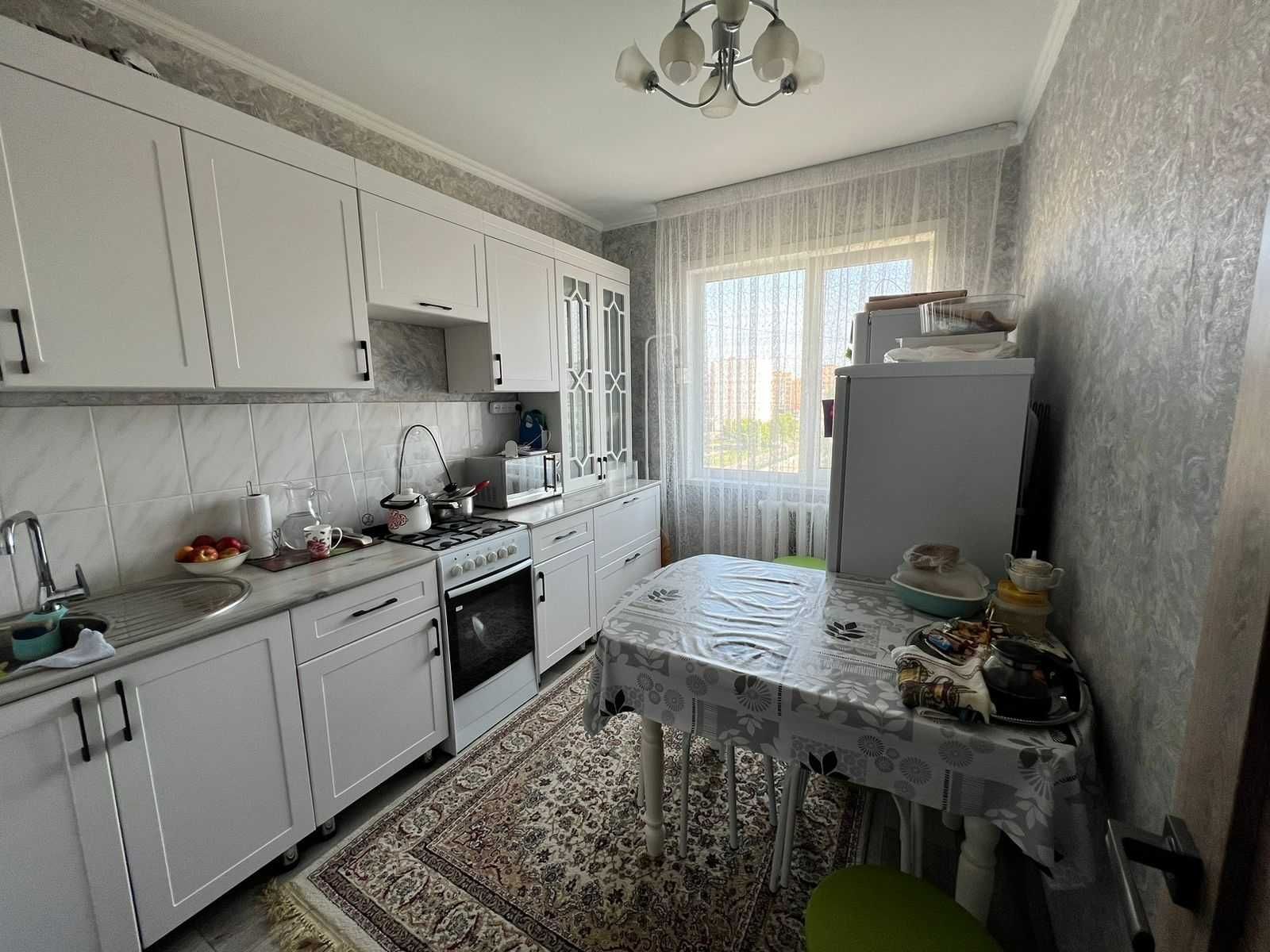 Продается полноценная 2-х комнатная квартира в районе Васильковки